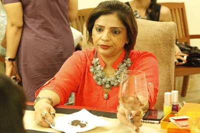wine reading 1
